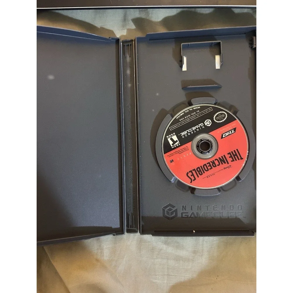 Incredibles Nintendo GameCube! No Manual!‎